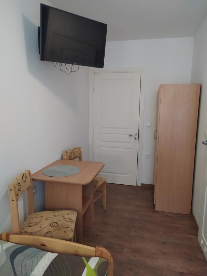Pokoje Goscinne Ontario Mieroszyno Jastrzębia Góra Extérieur photo